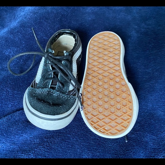 Baby/Toddler Vans size 4 - Picture 2 of 3